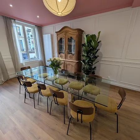 Maison Cacha -13 Personnes Centre Historique - Jacuzzi Saint-Omer (Pas-de-Calais)