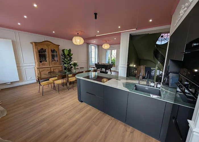 Maison Cacha -13 Personnes Centre Historique - Jacuzzi